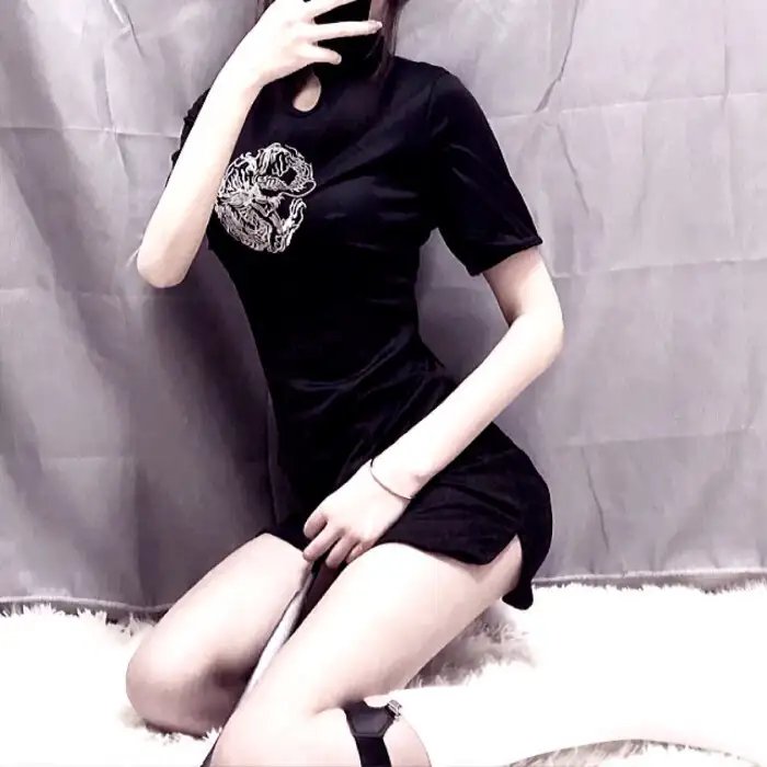咫尺天涯